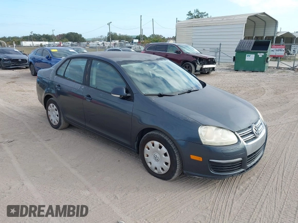 2005 Volkswagen Jetta 2.5 with VIN 3VWPG71K15M633921, listed as a IAAI auction lot 41186775 with 137,915 mi miles and . Bid and sale history available at DreamBid. Image 1.