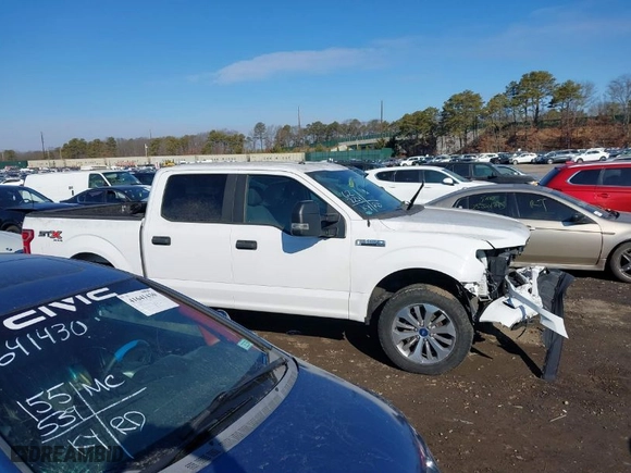 2018 Ford F-150 XL with VIN 1FTEW1EP1JKF48594, listed as a IAAI auction lot 41647371 with 62,224 mi miles. Bid and sale history available at carsss.com. Image 13.