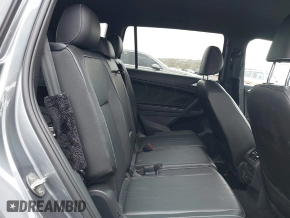 2022 Volkswagen Tiguan SE R-Line Black z VIN 3VVCB7AX9NM014741, wystawiony jako IAAI lot #42043123 z przebiegiem 71 777 mil mil oraz . Historia ofert i sprzedaży dostępna na DreamBid. Obrazek 8.