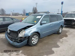 2010 Kia Sedona LX with VIN KNDMG4C34A6324741, listed as a IAAI auction lot 41665347 with 135,904 mi miles. Bid and sale history available at carsss.com. Image 23.