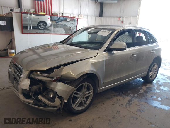 2014 Audi Q5 Premium Plus with VIN WA1LFAFP3EA032751, listed as a IAAI auction lot 41608679 with 96,586 mi miles. Bid and sale history available at carsss.com. Image 2.