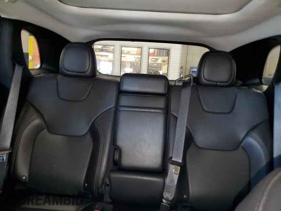 2019 Jeep Cherokee Limited z VIN 1C4PJMDX3KD133468, wystawiony jako Copart lot #56223385 z przebiegiem 108 215 mil mil oraz Czysty tytuł • Clean title. Historia ofert i sprzedaży dostępna na DreamBid. Obrazek 10.
