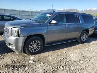 2018 GMC Yukon XL SLT z VIN 1GKS2GKC5JR202272, wystawiony jako Copart lot #55970605 z przebiegiem 110 117 mil mil oraz Szkoda całkowita • Salvage title. Historia ofert i sprzedaży dostępna na DreamBid. Obrazek 1.