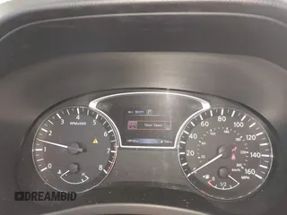 2017 Nissan Pathfinder SV with VIN 5N1DR2MM2HC655993, listed as a IAAI auction lot 41108207 with 139,733 mi miles. Bid and sale history available at carsss.com. Image 7.