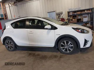 2018 Toyota Prius One with VIN JTDKDTB35J1599642, listed as a IAAI auction lot 42031112 with 58,801 mi miles and . Bid and sale history available at DreamBid. Image 13.