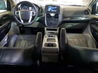 2016 Chrysler Town & Country Touring L Anniversary Edition with VIN 2C4RC1CG3GR284592, listed as a Copart auction lot 62499194 with 98,428 mi miles and Salvage Title. Bid and sale history available at DreamBid. Image 8.