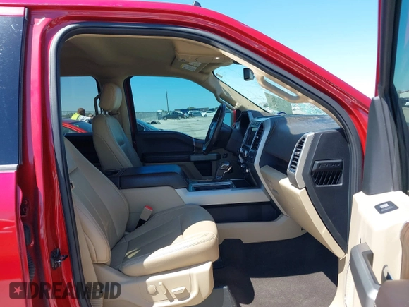 2020 Ford F-150 XL z VIN 1FTEW1EP3LKD60601, wystawiony jako IAAI lot #41974475 z przebiegiem 100 861 mil mil oraz . Historia ofert i sprzedaży dostępna na DreamBid. Obrazek 5.