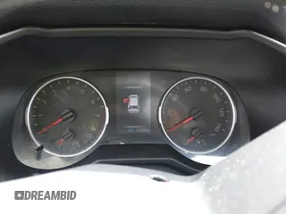 2020 Toyota RAV4 XLE with VIN 2T3W1RFV4LC040257, listed as a IAAI auction lot 42448299 with 77,618 mi miles and . Bid and sale history available at DreamBid. Image 7.