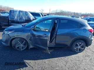 2022 Honda HR-V EX-L with VIN 3CZRU6H7XNM742713, listed as a IAAI auction lot 41202171 with 61,280 mi miles. Bid and sale history available at carsss.com. Image 15.