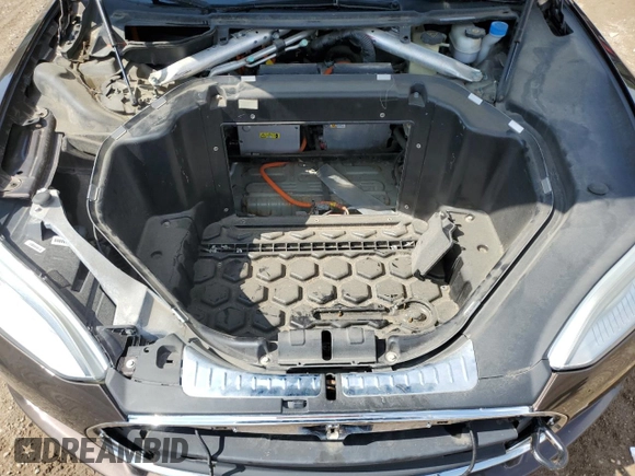 2014 Tesla Model S 60 with VIN 5YJSA1H17EFP31977, listed as a Copart auction lot 62521525 with Not provided miles and Clean title. Bid and sale history available at DreamBid. Image 11.