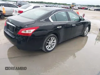2009 Nissan Maxima SV with VIN 1N4AA51E19C806374, listed as a IAAI auction lot 42186924 with 215,930 mi miles and . Bid and sale history available at DreamBid. Image 4.