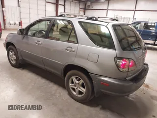 2002 Lexus RX with VIN JTJHF10U020292307, listed as a IAAI auction lot 41703412 with 221,843 mi miles and . Bid and sale history available at carsss.com. Image 3.