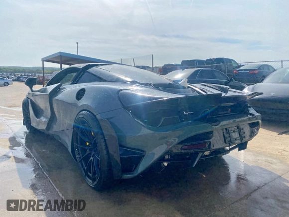 2018 McLaren 720S z VIN SBM14DCA3JW001315, wystawiony jako Copart lot #78193064 z przebiegiem Nie podano mil oraz Szkody całkowita. Historia ofert i sprzedaży dostępna na DreamBid. Obrazek 2.