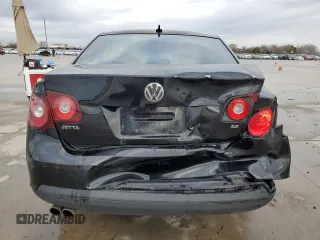 2009 Volkswagen Jetta SE z VIN 3VWRZ71KX9M140425, wystawiony jako Copart lot #85962374 z przebiegiem 177 732 mil mil oraz Szkoda całkowita • Salvage title. Historia ofert i sprzedaży dostępna na DreamBid. Obrazek 6.