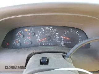 2000 Ford Excursion XLT z VIN 1FMNU41S8YED20078, wystawiony jako Copart lot #80432034 z przebiegiem 233 385 mil mil oraz Szkoda całkowita • Salvage title. Historia ofert i sprzedaży dostępna na DreamBid. Obrazek 9.