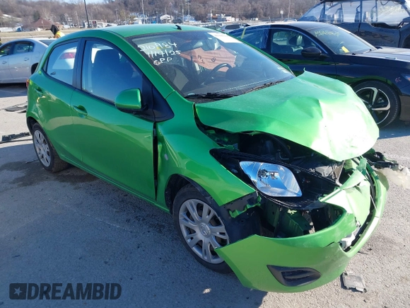 2013 Mazda Mazda2 Sport with VIN JM1DE1KY2D0165212, listed as a IAAI auction lot 41395935 with 87,234 mi miles. Bid and sale history available at carsss.com. Image 1.