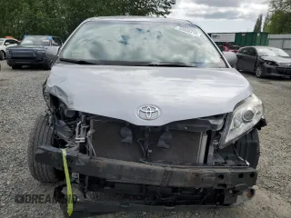 2016 Toyota Sienna LE AAS с VIN 5TDKK3DC4GS754504, выставлен на аукционе Copart как лот 58008315 с пробегом 83 519 миль миль и Списание • Salvage title. История ставок и продаж доступна на DreamBid. Изображение 5.