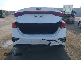 2021 Kia Forte LXS z VIN 3KPF24AD2ME327400, wystawiony jako IAAI lot #41897888 z przebiegiem 103 248 mil mil oraz . Historia ofert i sprzedaży dostępna na DreamBid. Obrazek 16.