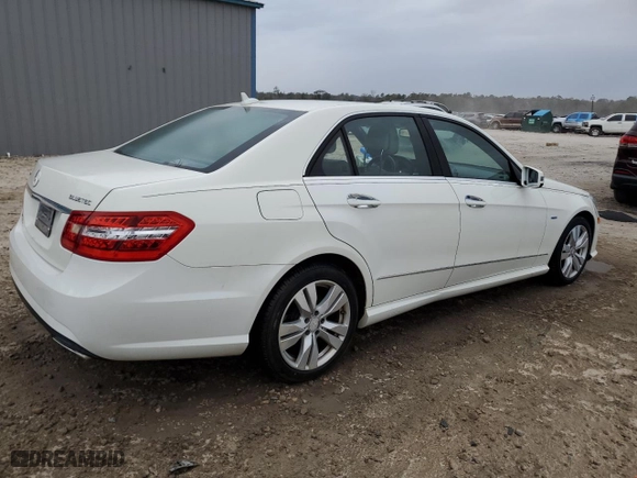2012 Mercedes-Benz E-Class E 350 Luxury BlueTEC with VIN WDDHF2EB4CA575911, listed as a Copart auction lot 87729915 with 85,226 mi miles and Salvage Title. Bid and sale history available at carsss.com. Image 3.