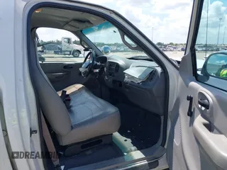 2000 Ford F-150 with VIN 1FTZF1724YKB07961, listed as a IAAI auction lot 42549926 with 186,865 mi miles and . Bid and sale history available at DreamBid. Image 5.