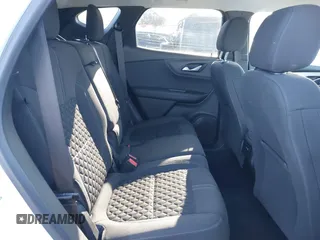 2019 Chevrolet Blazer z VIN 3GNKBCRS7KS652674, wystawiony jako IAAI lot #41815954 z przebiegiem 47 576 mil mil oraz . Historia ofert i sprzedaży dostępna na DreamBid. Obrazek 8.
