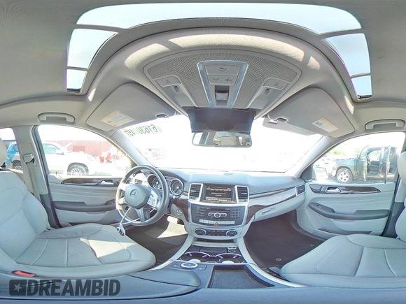 2014 Mercedes-Benz M 350 with VIN 4JGDA2EB4EA406865, listed as a Copart auction lot 61630045 with 142,616 mi miles and Salvage title. Bid and sale history available at DreamBid. Image 15.