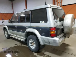 1995 Mitsubishi Montero z VIN 2BGF0126264046653, wystawiony jako Copart lot #81135584 z przebiegiem 254 106 mil mil oraz Czysty tytuł • Clean title. Historia ofert i sprzedaży dostępna na DreamBid. Obrazek 2.