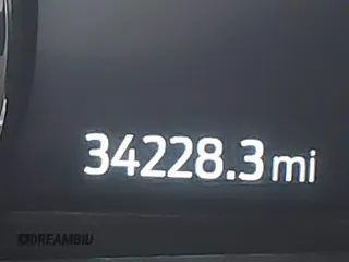 2023 Ford Explorer Limited z VIN 1FMSK8FH2PGA58347, wystawiony jako IAAI lot #41685319 z przebiegiem 34 228 mil mil oraz . Historia ofert i sprzedaży dostępna na DreamBid. Obrazek 16.