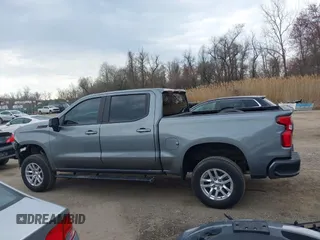2021 Chevrolet Silverado 1500 RST z VIN 3GCUYEED5MG187904, wystawiony jako IAAI lot #41891792 z przebiegiem 73 115 mil mil oraz . Historia ofert i sprzedaży dostępna na DreamBid. Obrazek 15.