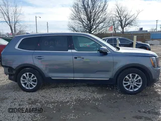 2020 Kia Telluride LX with VIN 5XYP2DHC4LG010074, listed as a IAAI auction lot 41700954 with 112,413 mi miles and . Bid and sale history available at carsss.com. Image 14.