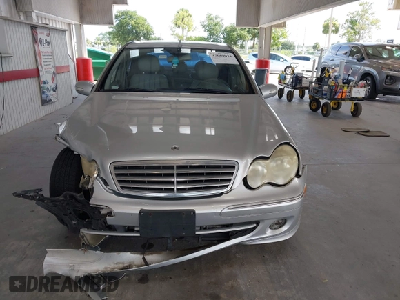 2006 Mercedes-Benz C 280 Luxury with VIN WDBRF54H76A881929, listed as a IAAI auction lot 42669024 with 185,384 mi miles and . Bid and sale history available at DreamBid. Image 12.