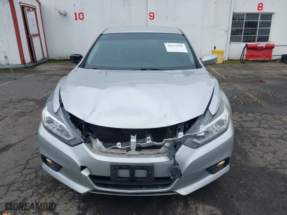2017 Nissan Altima 2.5 SV with VIN 1N4AL3AP2HC242121, listed as a IAAI auction lot 41611846 with 145,630 mi miles. Bid and sale history available at carsss.com. Image 6.