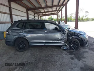 2022 Volkswagen Tiguan SE R-Line Black с VIN 3VVCB7AXXNM091425, выставлен на аукционе IAAI как лот 42515543 с пробегом 40 771 миль миль и . История ставок и продаж доступна на DreamBid. Изображение 13.
