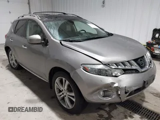 2010 Nissan Murano SL z VIN JN8AZ1MU9AW012910, wystawiony jako IAAI lot #42321324 z przebiegiem 133 934 mil mil oraz . Historia ofert i sprzedaży dostępna na DreamBid. Obrazek 1.