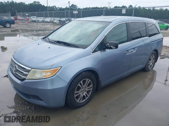 2013 Honda Odyssey EX-L с VIN 5FNRL5H6XDB090432, выставлен на аукционе IAAI как лот 42468409 с пробегом Не указан миль и . История ставок и продаж доступна на DreamBid. Изображение 17.