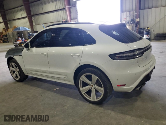 2022 Porsche Macan S z VIN WP1AG2A55NLB23934, wystawiony jako Copart lot #61139885 z przebiegiem 23 012 mil mil oraz Szkoda całkowita • Salvage title. Historia ofert i sprzedaży dostępna na DreamBid. Obrazek 2.
