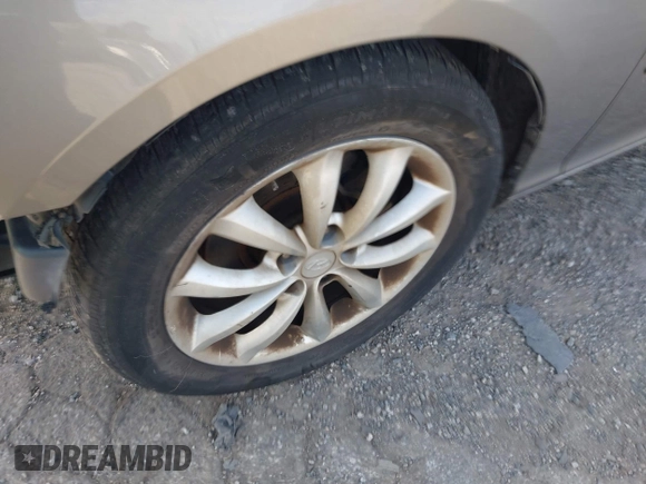 2008 Hyundai Azera Limited with VIN KMHFC46F68A333650, listed as a IAAI auction lot 42224987 with 105,229 mi miles and . Bid and sale history available at DreamBid. Image 12.