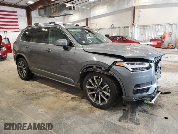 2019 Volvo XC90 Momentum z VIN YV4A22PK8K1499707, wystawiony jako Copart lot #59405905 z przebiegiem 51 046 mil mil oraz Szkoda całkowita • Salvage title. Historia ofert i sprzedaży dostępna na DreamBid. Obrazek 4.