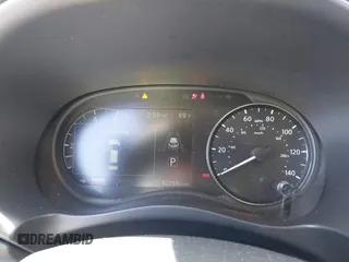 2023 Nissan Kicks SR z VIN 3N1CP5DV3PL539997, wystawiony jako IAAI lot #42352528 z przebiegiem 52 259 mil mil oraz . Historia ofert i sprzedaży dostępna na DreamBid. Obrazek 7.