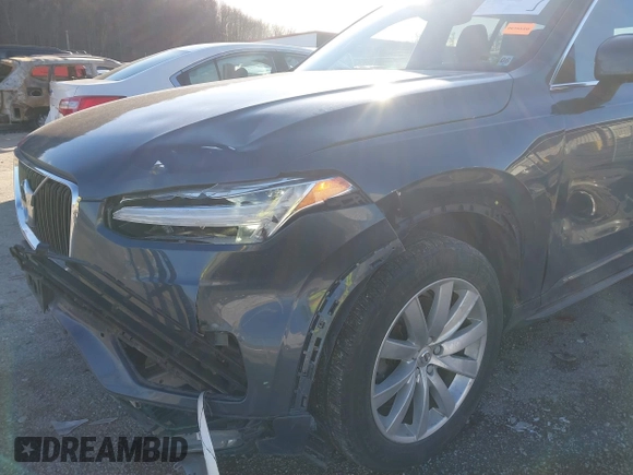 2019 Volvo XC90 Momentum with VIN YV4A22PK6K1495557, listed as a IAAI auction lot 41053269 with 58,828 mi miles. Bid and sale history available at carsss.com. Image 6.