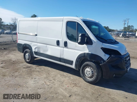 2025 Ram ProMaster Cargo Tradesman with VIN 3C6LRVVG0SE518973, listed as a IAAI auction lot 41434393 with 7,075 mi miles and . Bid and sale history available at carsss.com. Image 1.