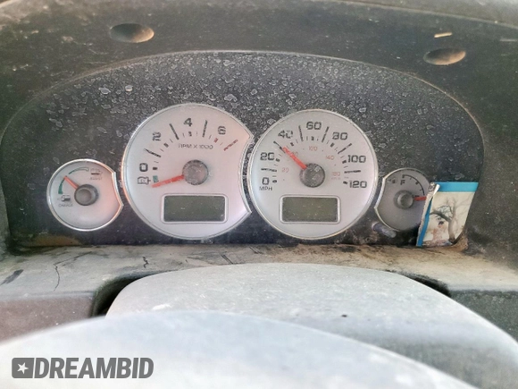 2005 Ford Escape Hybrid z VIN 1FMCU96H75KB95718, wystawiony jako Copart lot #60000825 z przebiegiem Nie podano mil oraz Czysty tytuł • Clean title. Historia ofert i sprzedaży dostępna na DreamBid. Obrazek 9.