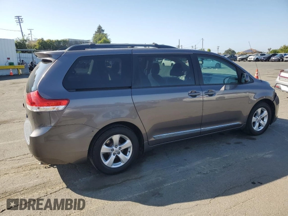 2013 Toyota Sienna LE AAS with VIN 5TDKK3DC7DS401959, listed as a Copart auction lot 59569275 with 226,145 mi miles and Clean title. Bid and sale history available at DreamBid. Image 3.