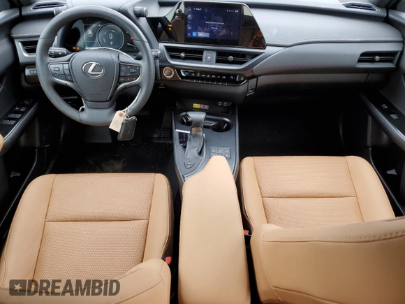 2023 Lexus UX 250h Premium z VIN JTHP6JBH1P2145423, wystawiony jako Copart lot #47424085 z przebiegiem 8 883 mil mil oraz Czysty tytuł • Clean title. Historia ofert i sprzedaży dostępna na DreamBid. Obrazek 8.