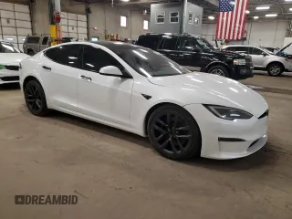 2023 Tesla Model S с VIN 5YJSA1E5XPF520265, выставлен на аукционе Copart как лот 54833255 с пробегом 16 502 миль миль и Списание • Salvage title. История ставок и продаж доступна на DreamBid. Изображение 4.