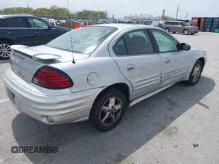 2002 Pontiac Grand Am SE1 with VIN 1G2NF52F82C315525, listed as a IAAI auction lot 42013927 with 344,107 mi miles. Bid and sale history available at carsss.com. Image 4.