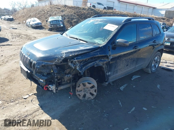 2019 Jeep Cherokee Trailhawk with VIN 1C4PJMBX6KD399568, listed as a IAAI auction lot 41645861 with 75,807 mi miles and . Bid and sale history available at DreamBid. Image 2.