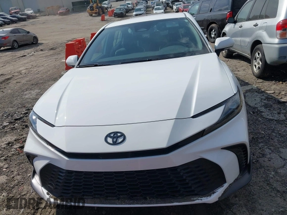 2025 Toyota Camry LE with VIN 4T1DAACK9SU084957, listed as a IAAI auction lot 41688859 with 7,396 mi miles and . Bid and sale history available at DreamBid. Image 12.