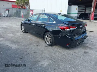 2018 Hyundai Sonata Limited z VIN 5NPE34AF1JH673228, wystawiony jako IAAI lot #42331266 z przebiegiem 252 590 mil mil oraz . Historia ofert i sprzedaży dostępna na DreamBid. Obrazek 3.