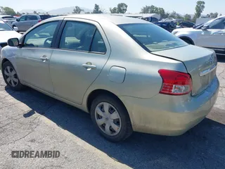 2007 Toyota Yaris with VIN JTDBT923571142912, listed as a IAAI auction lot 42221569 with 301,341 mi miles and . Bid and sale history available at DreamBid. Image 3.
